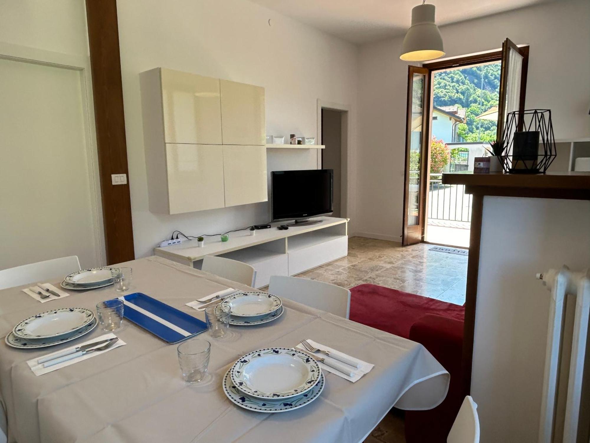 Terrazza Fucinetta Apartman Introbio Kültér fotó