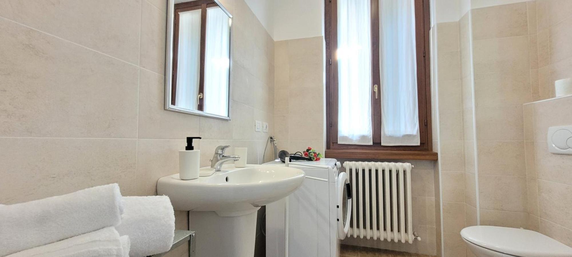 Terrazza Fucinetta Apartman Introbio Kültér fotó