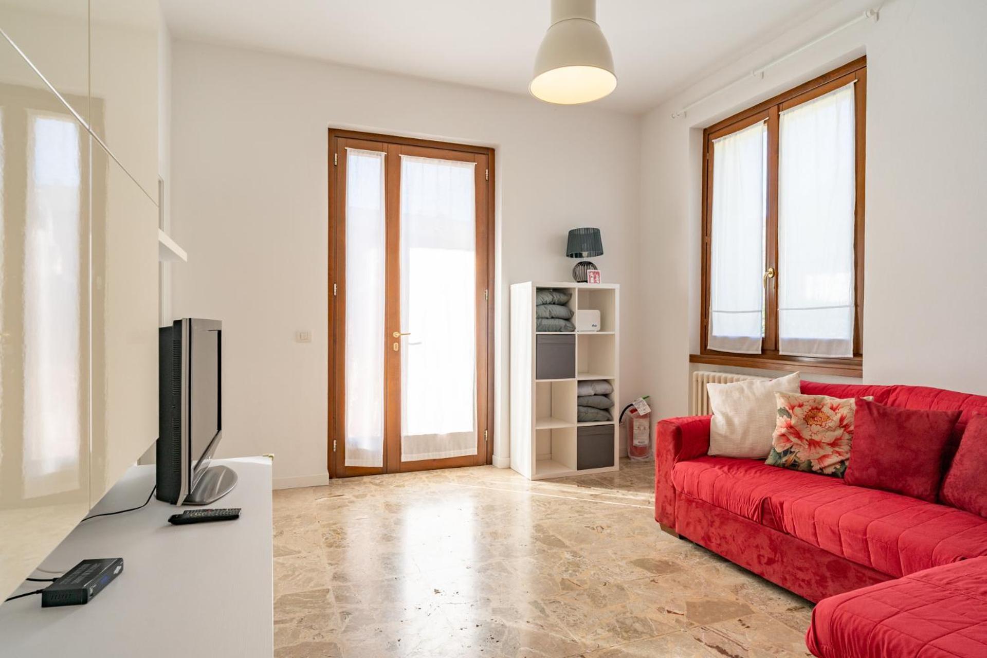 Terrazza Fucinetta Apartman Introbio Kültér fotó